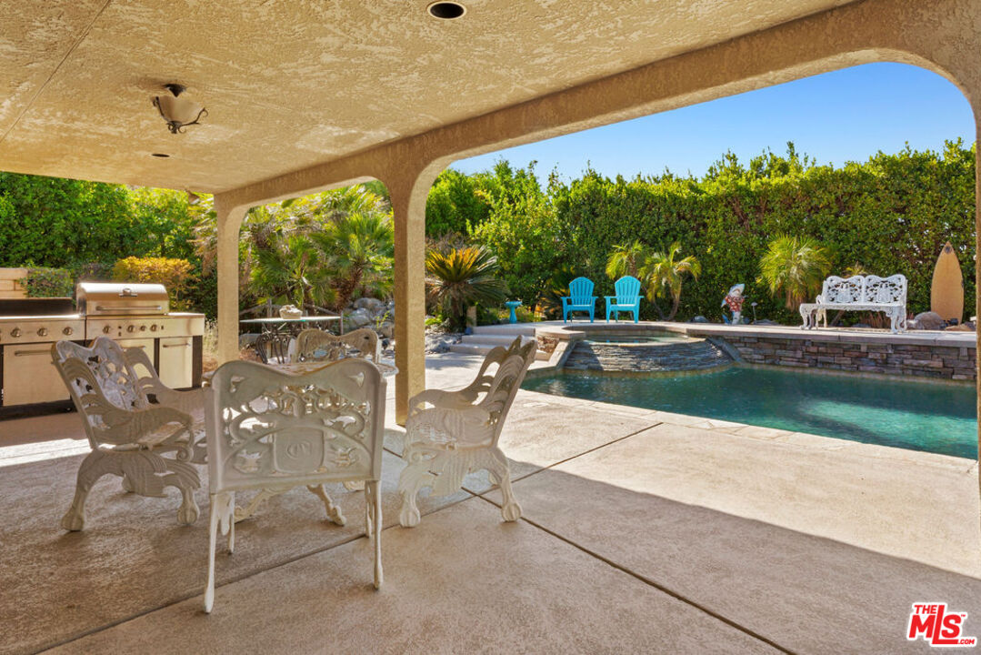 108 Chelsea Cir