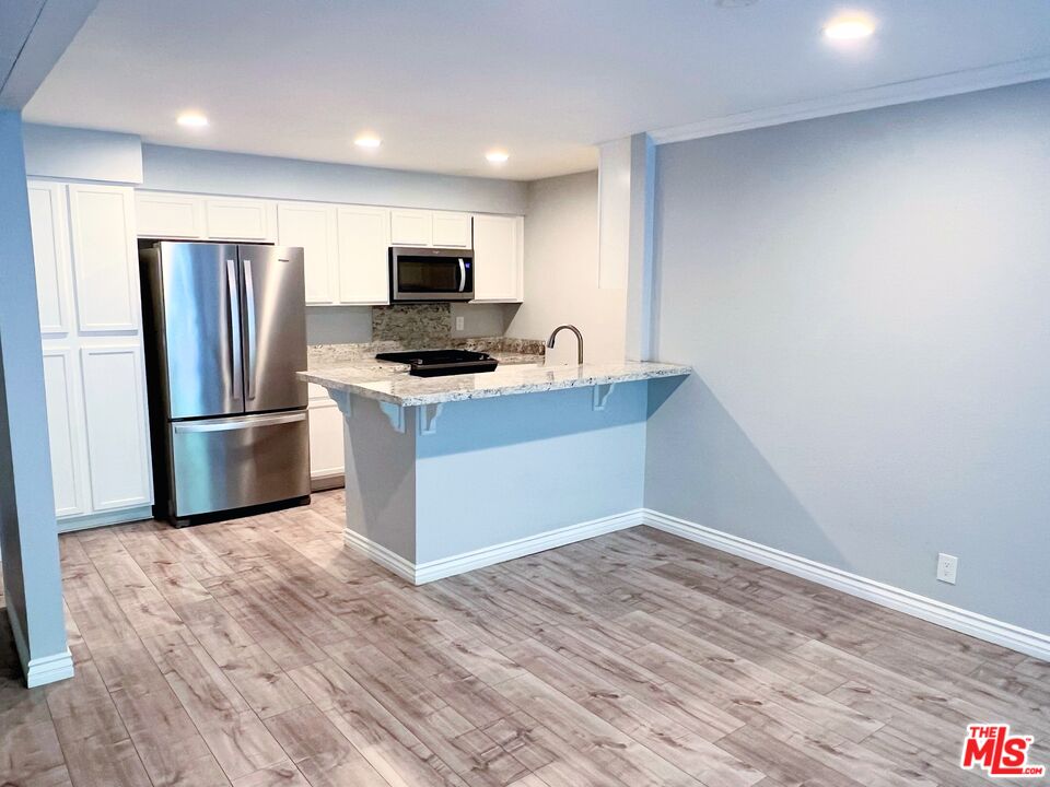 4520 Natick Ave Unit: 207
