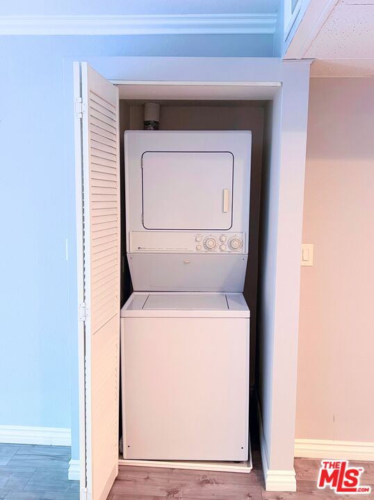 4520 Natick Ave Unit: 207