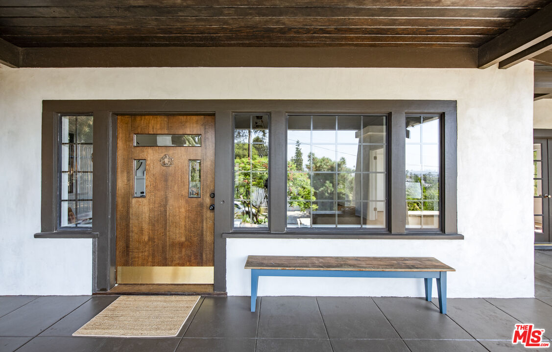 1114 Coronado Ter