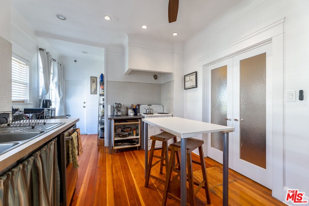 3400 San Marino St Unit: E