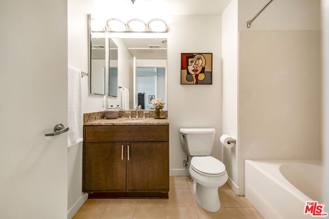21301 Erwin St Unit: 340