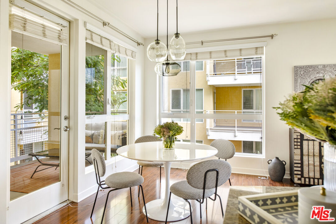 21301 Erwin St Unit: 340