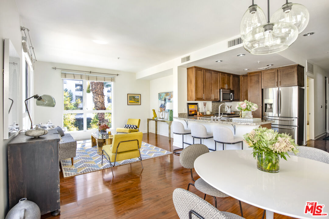 21301 Erwin St Unit: 340