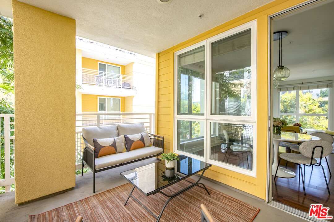 21301 Erwin St Unit: 340