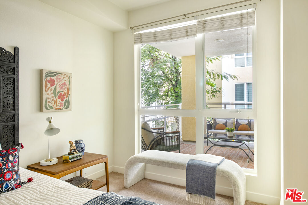 21301 Erwin St Unit: 340