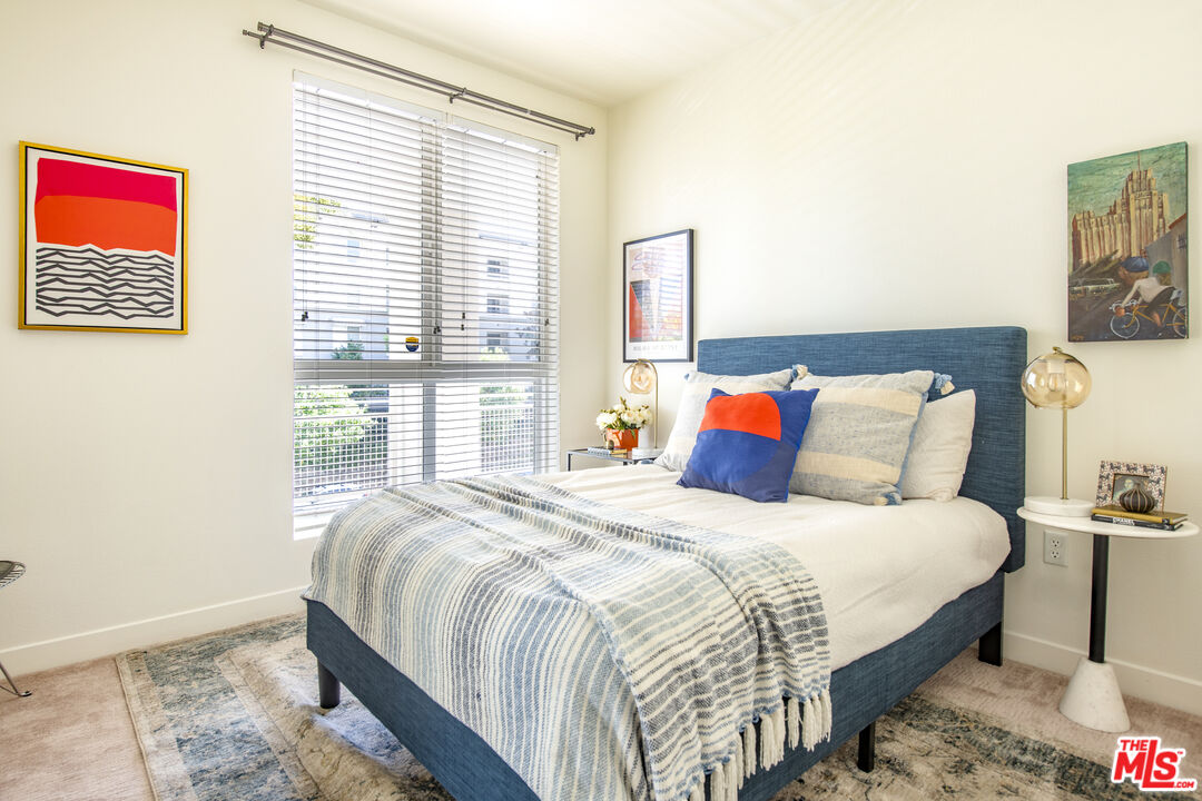 21301 Erwin St Unit: 340