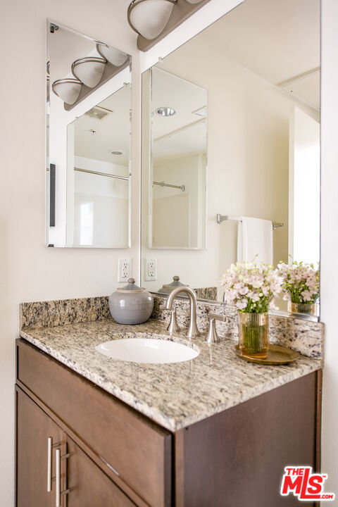 21301 Erwin St Unit: 340