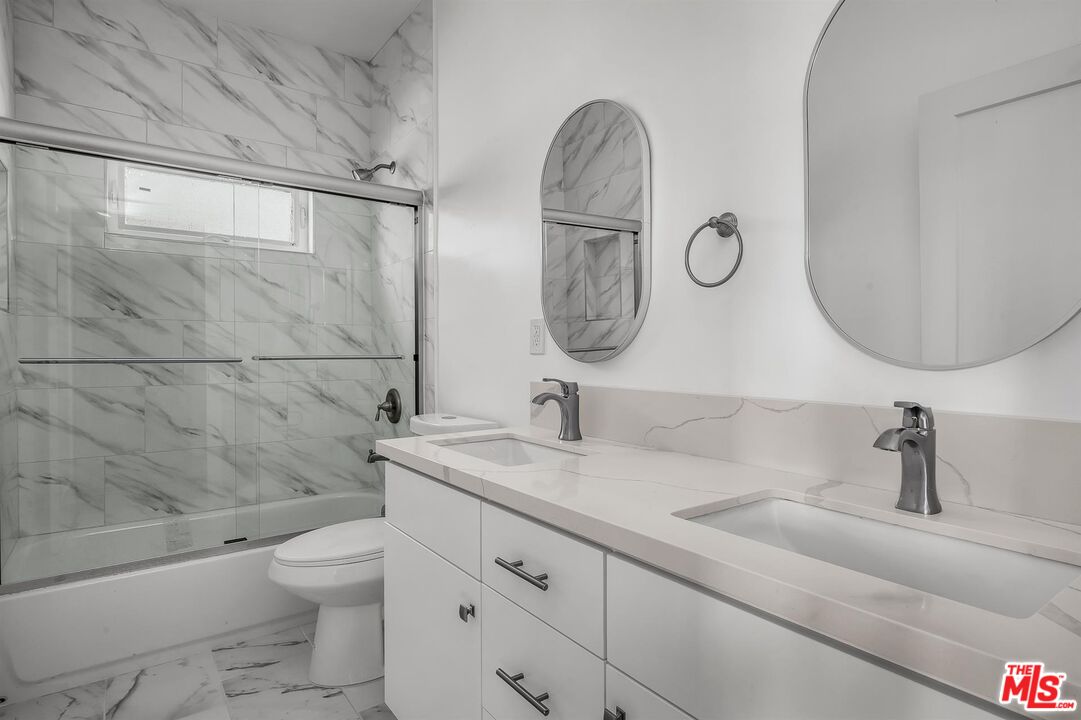 4703 Saturn St Unit: 1/2