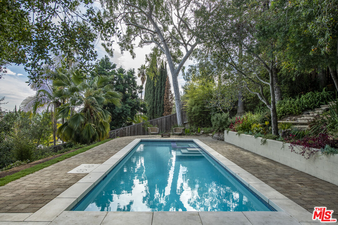 4458 Dundee Dr
