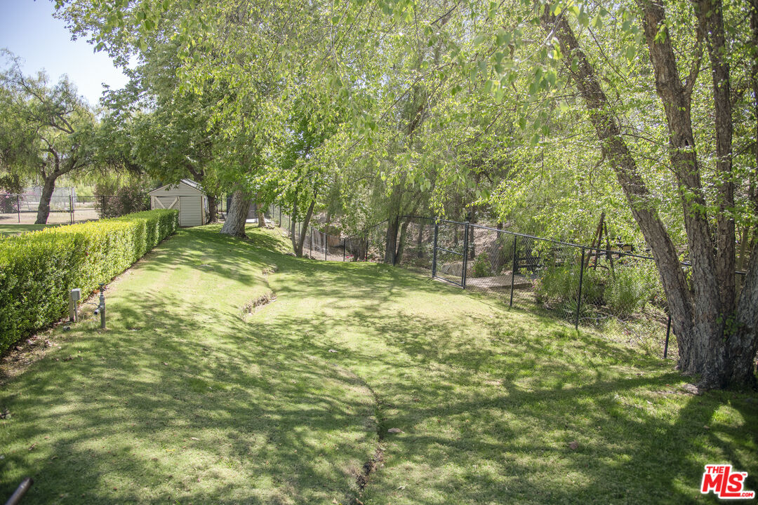 33269 Mulholland Hwy