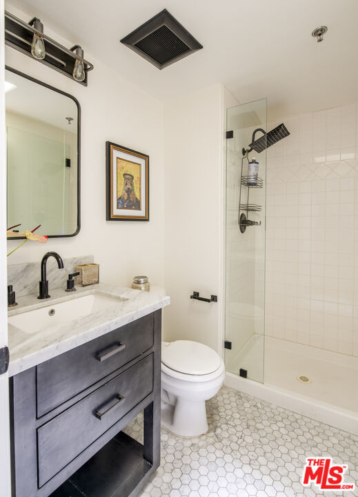 4360 Ventura Canyon Ave Unit: 3