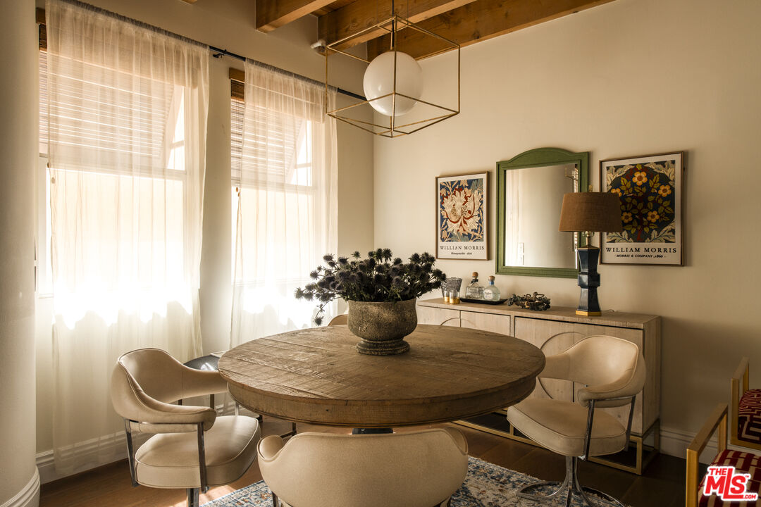 4360 Ventura Canyon Ave Unit: 3