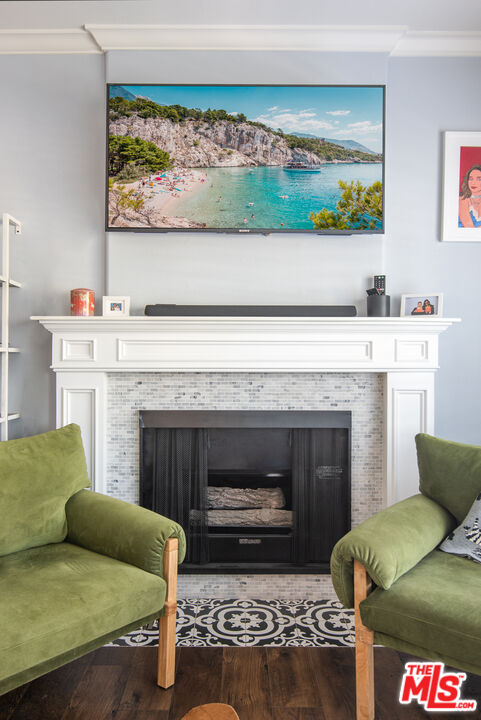 11306 Moorpark St Unit: 20