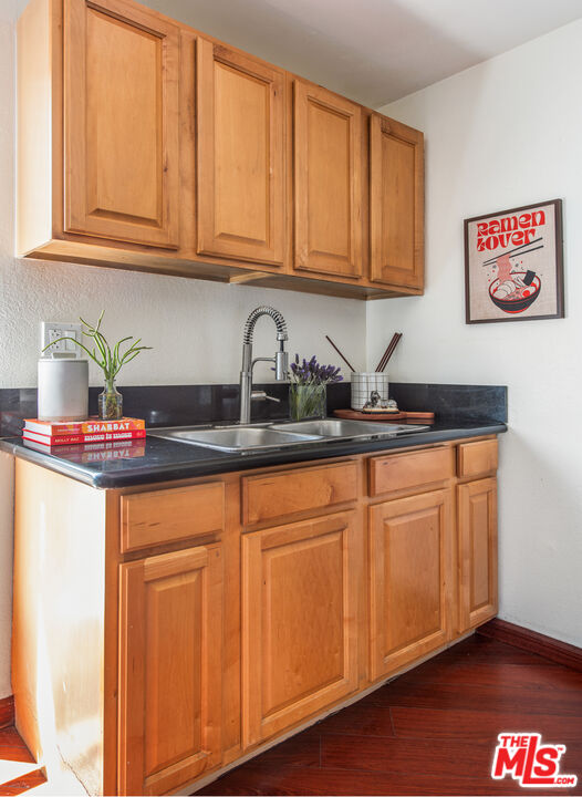 4361 Berryman Ave Unit: 12