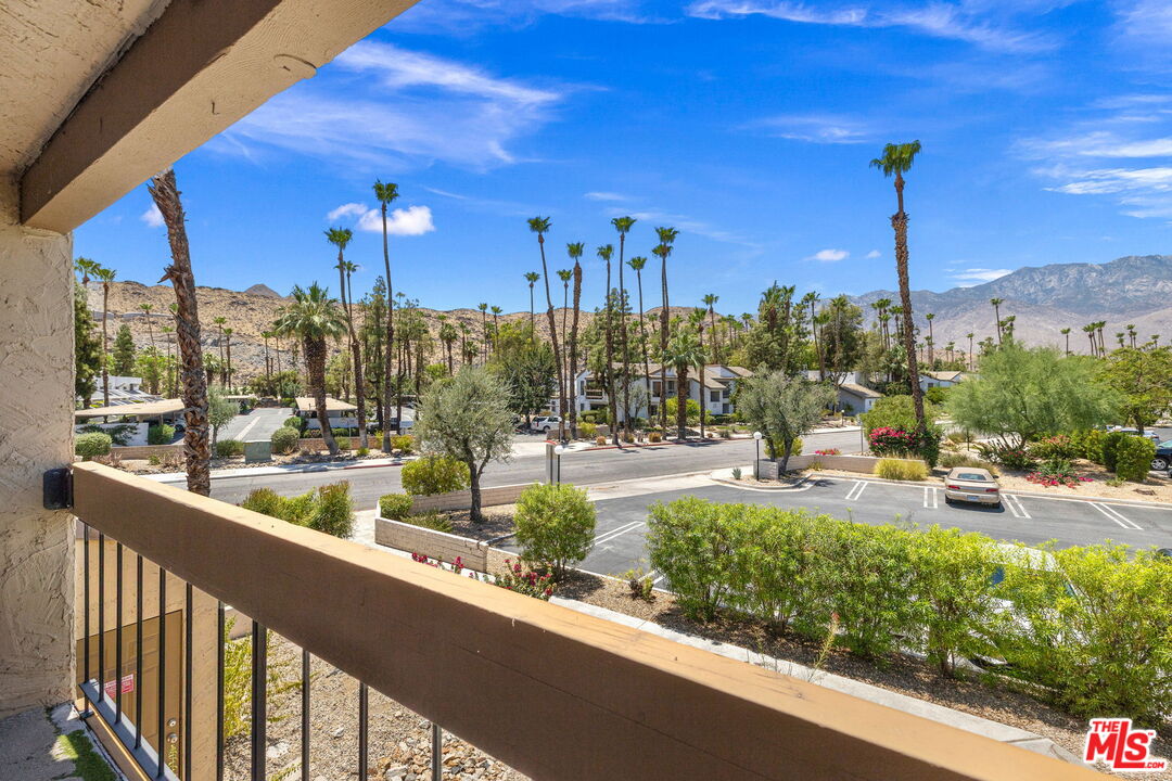 5300 E Waverly Dr Unit: 4202