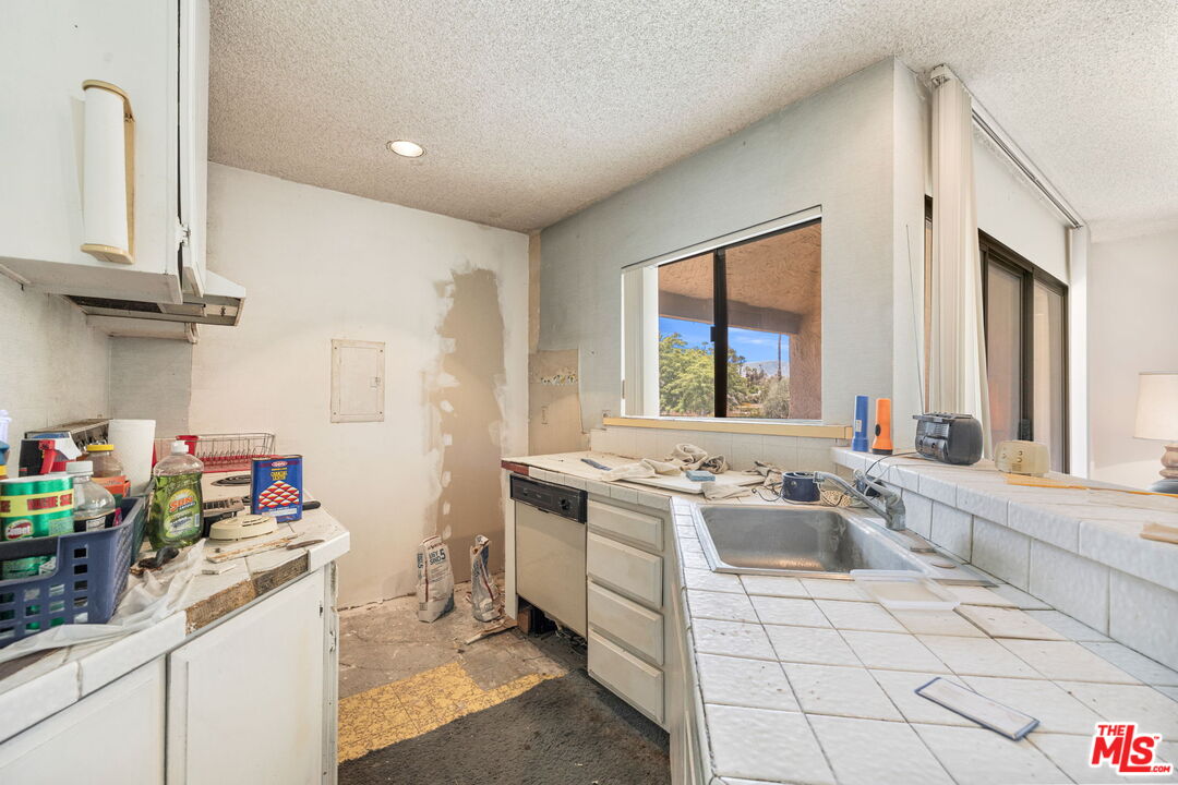5300 E Waverly Dr Unit: 4202