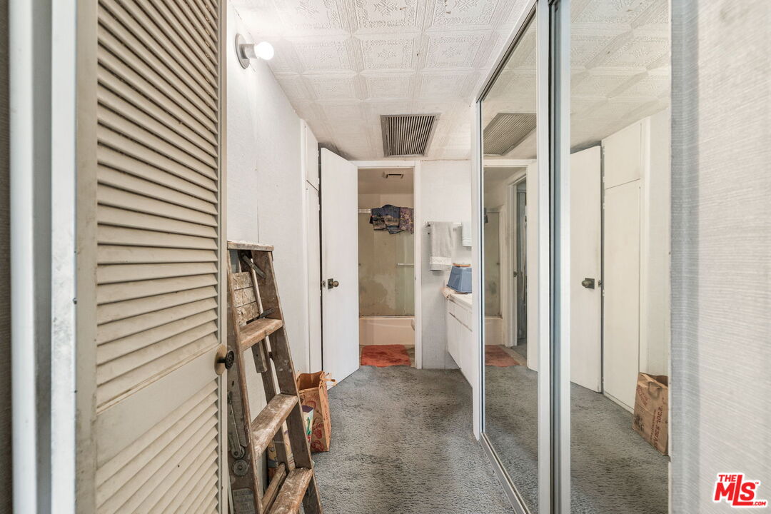5300 E Waverly Dr Unit: 4202