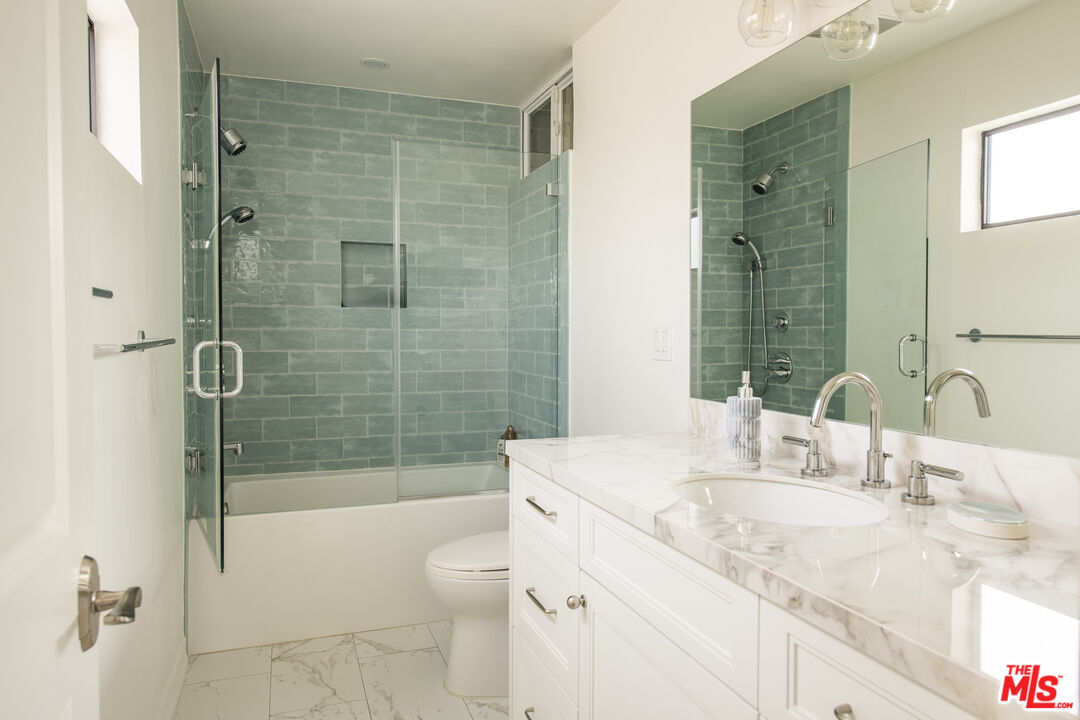 1248 23rd St Unit: 1