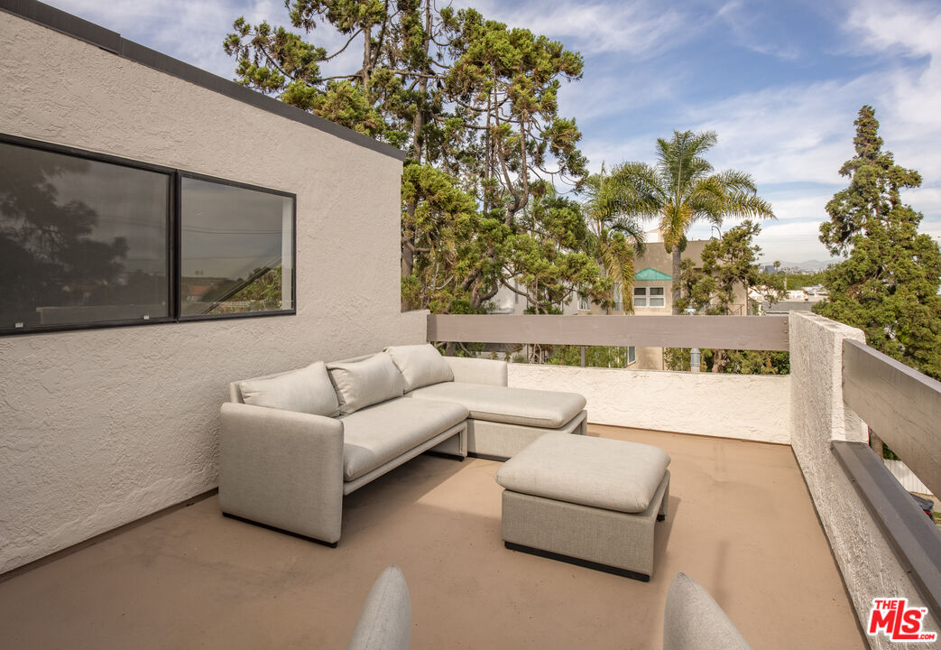 1248 23rd St Unit: 1