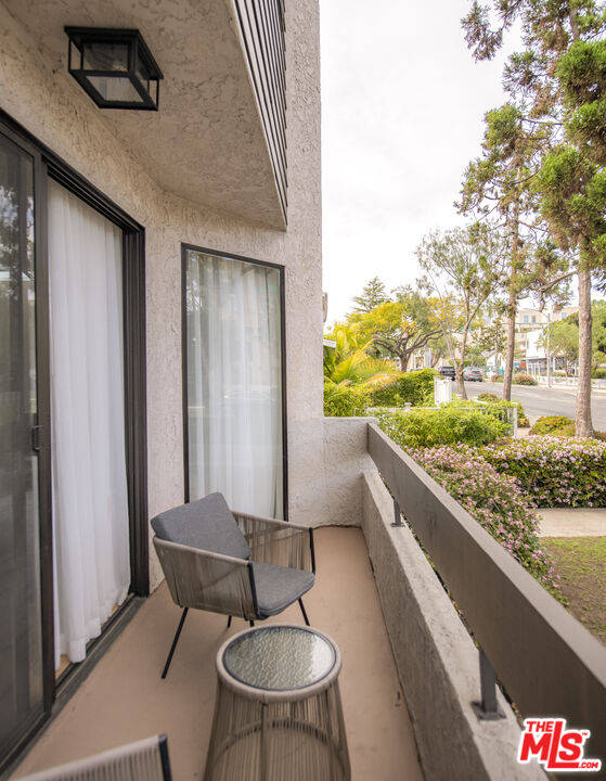 1248 23rd St Unit: 1