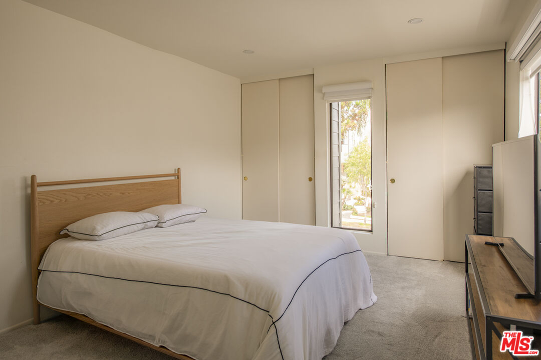 1248 23rd St Unit: 1