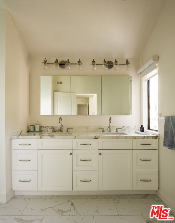 1248 23rd St Unit: 1