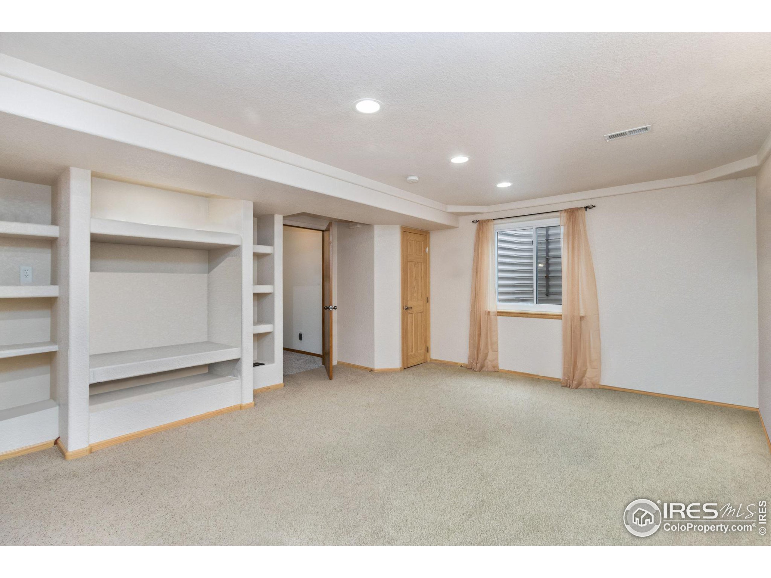 1508 Ambrosia Ct