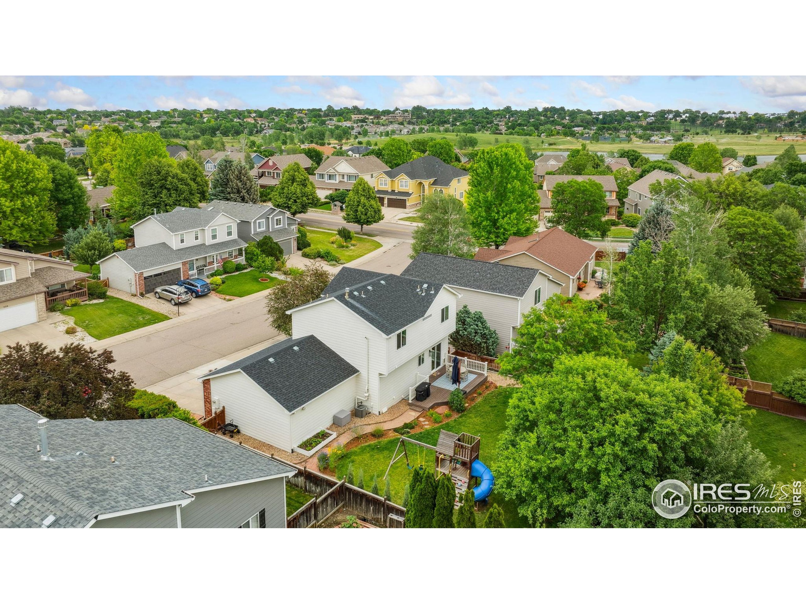 533 Dunraven Dr