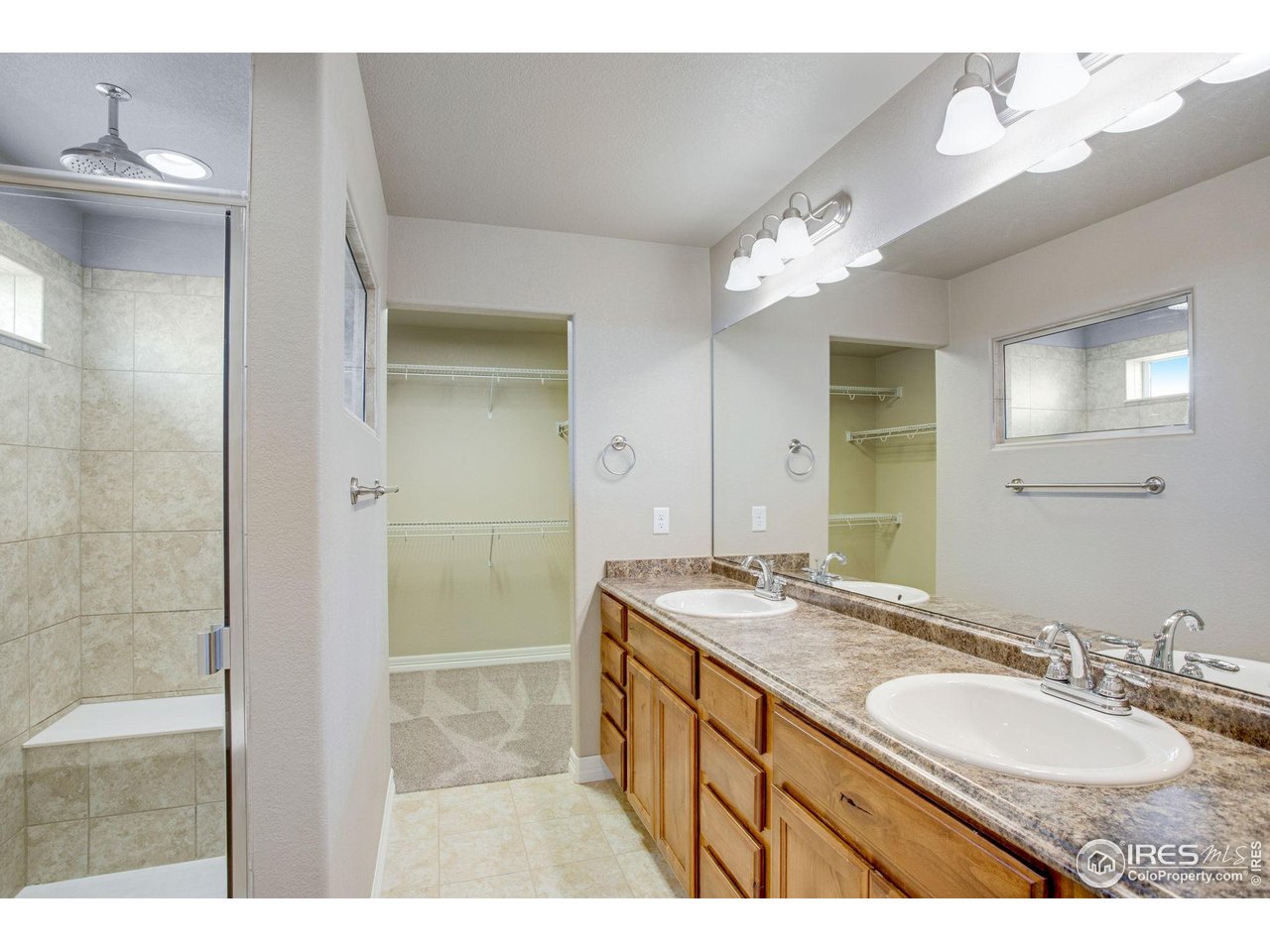 2227 Sherwood Forest Ct