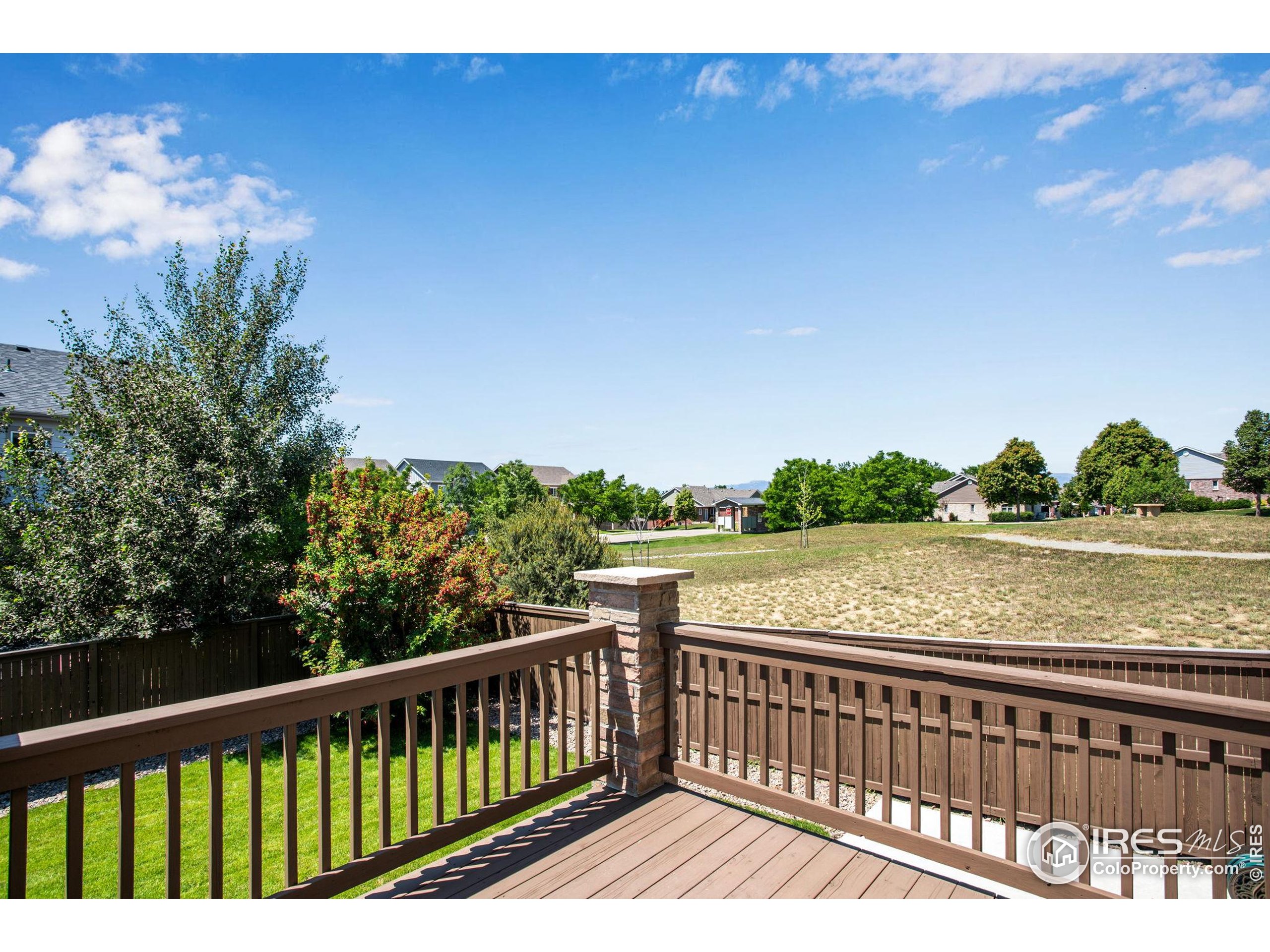 2227 Sherwood Forest Ct