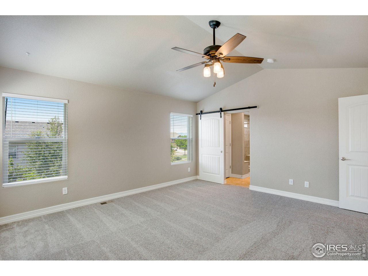 2227 Sherwood Forest Ct