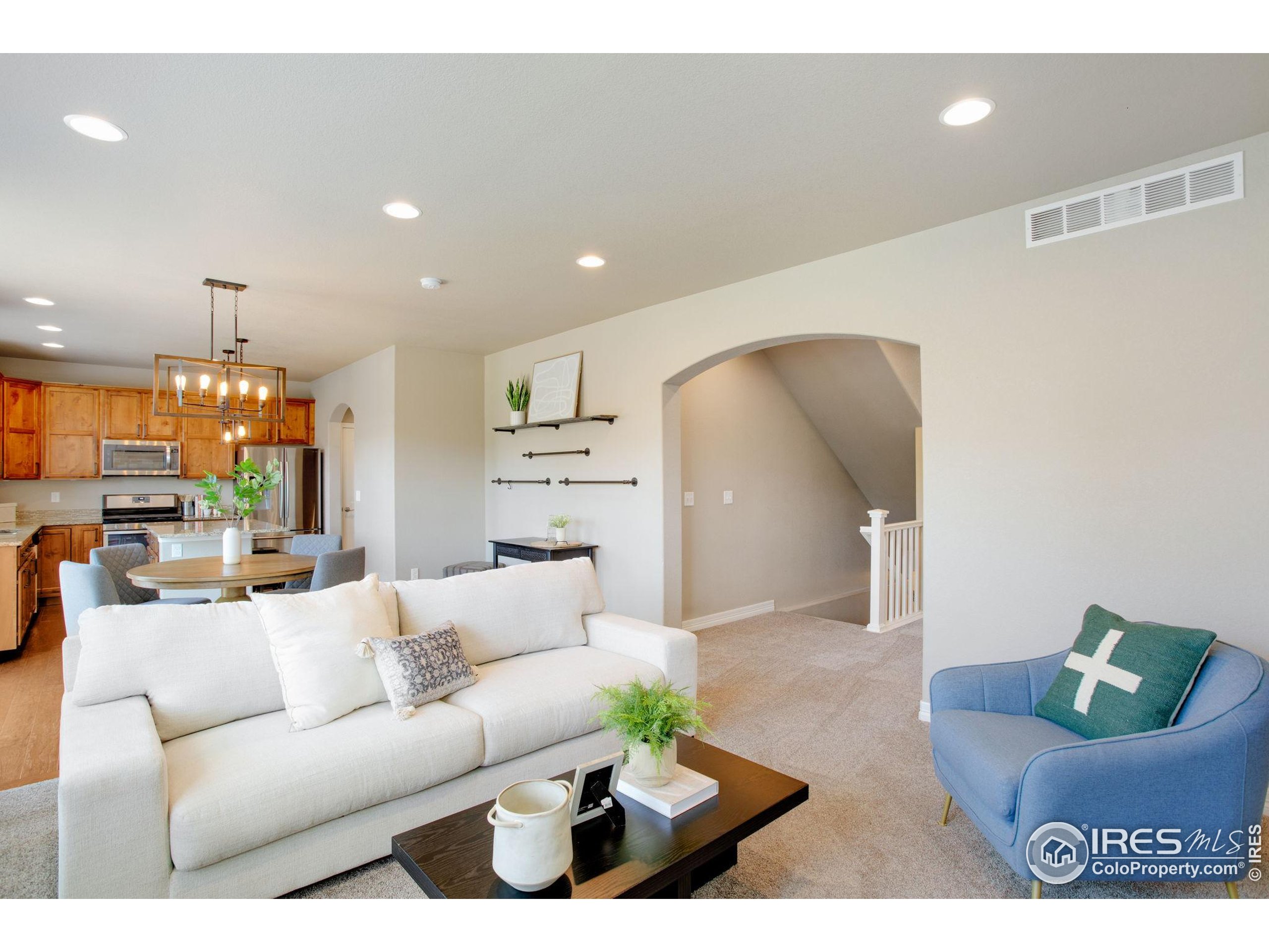 2227 Sherwood Forest Ct