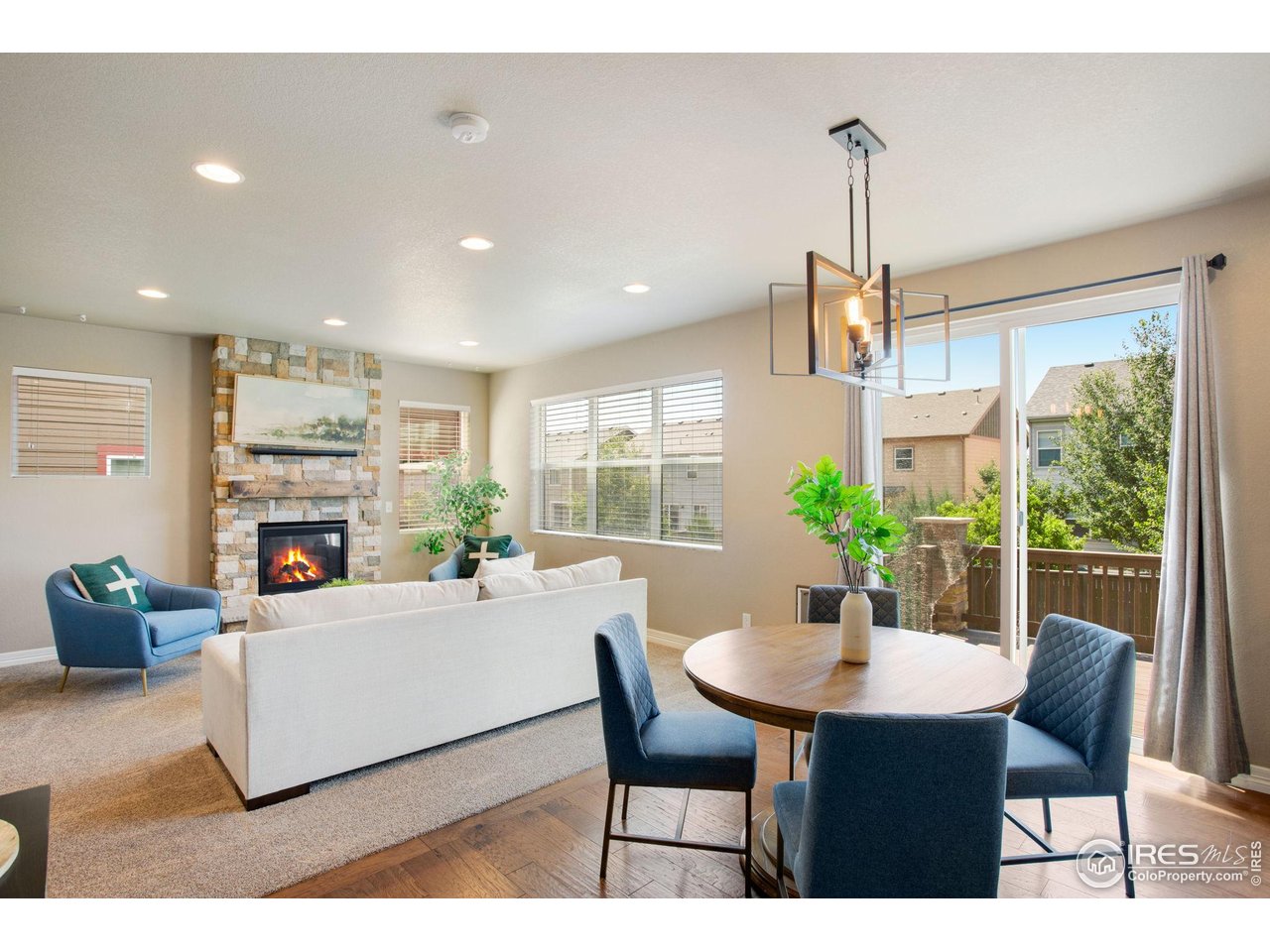 2227 Sherwood Forest Ct