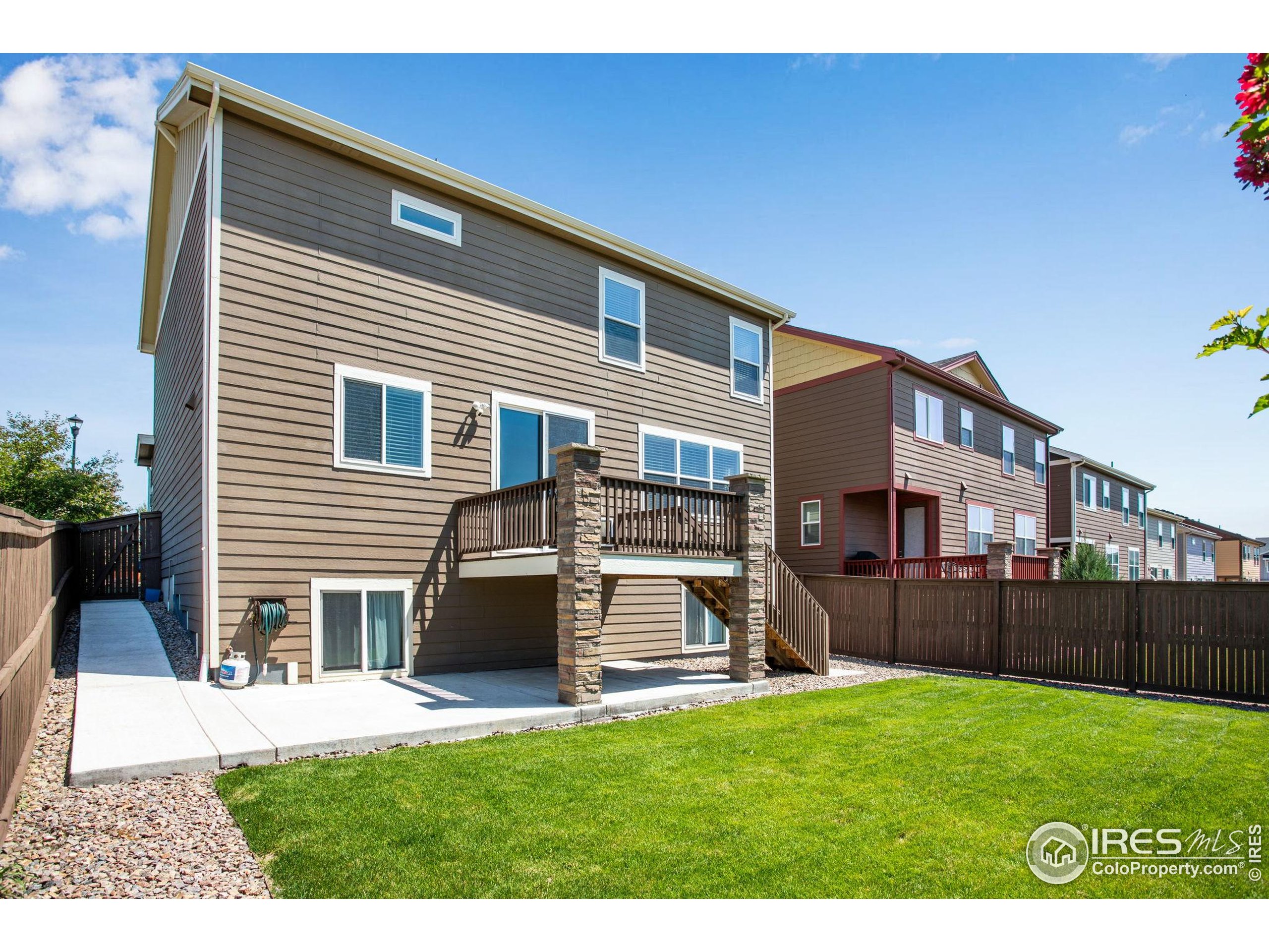 2227 Sherwood Forest Ct