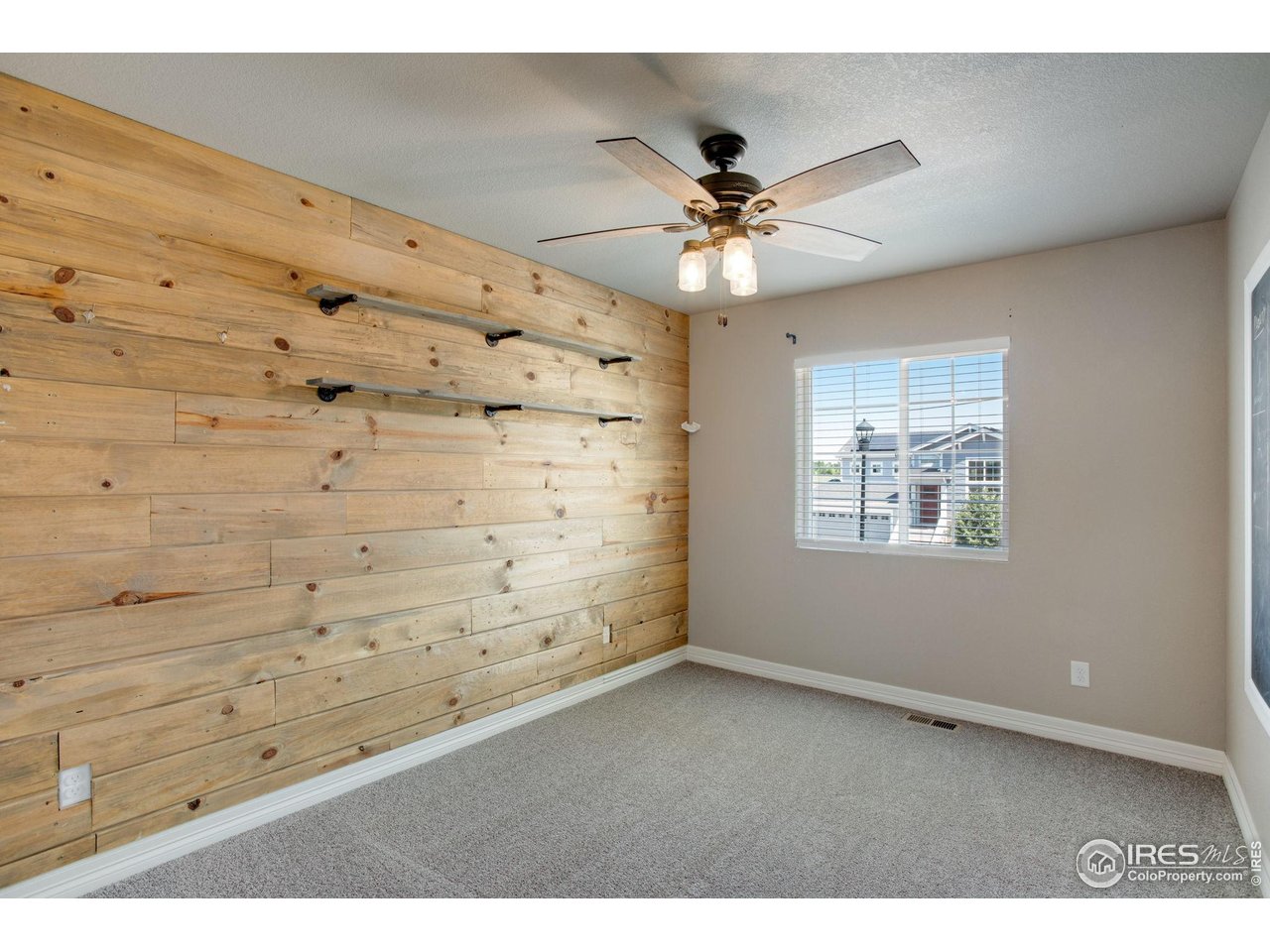 2227 Sherwood Forest Ct