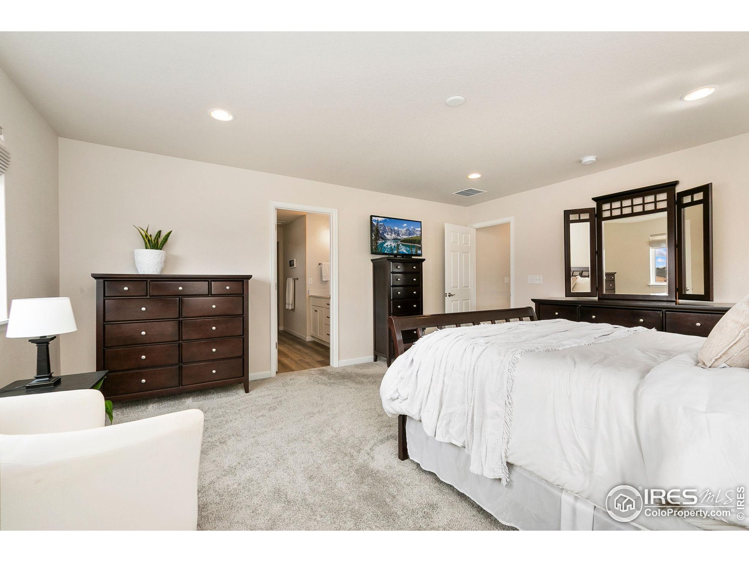 6465 Union Creek Dr