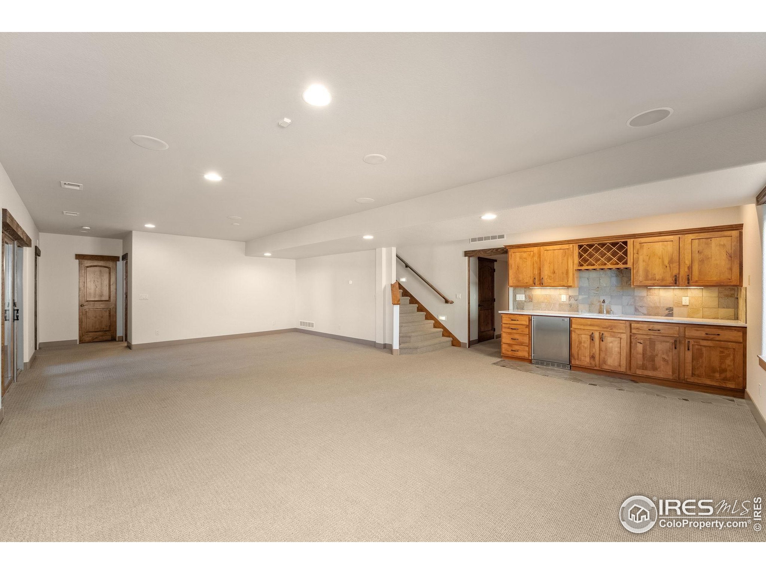 6558 Murano Dr