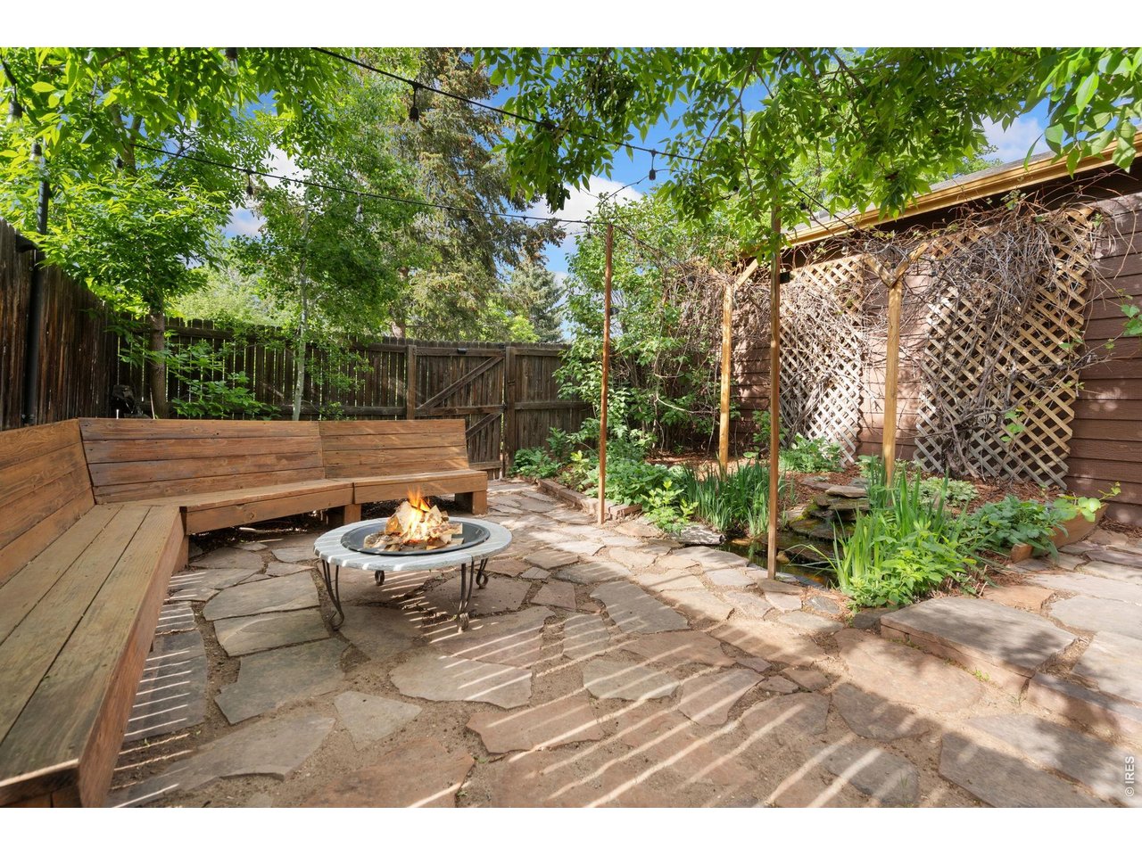 2507 Powell Pl