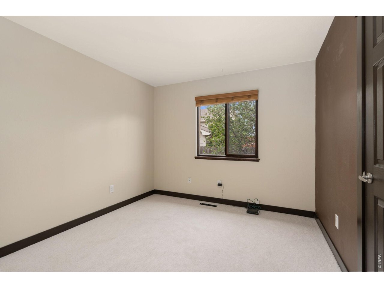 2507 Powell Pl
