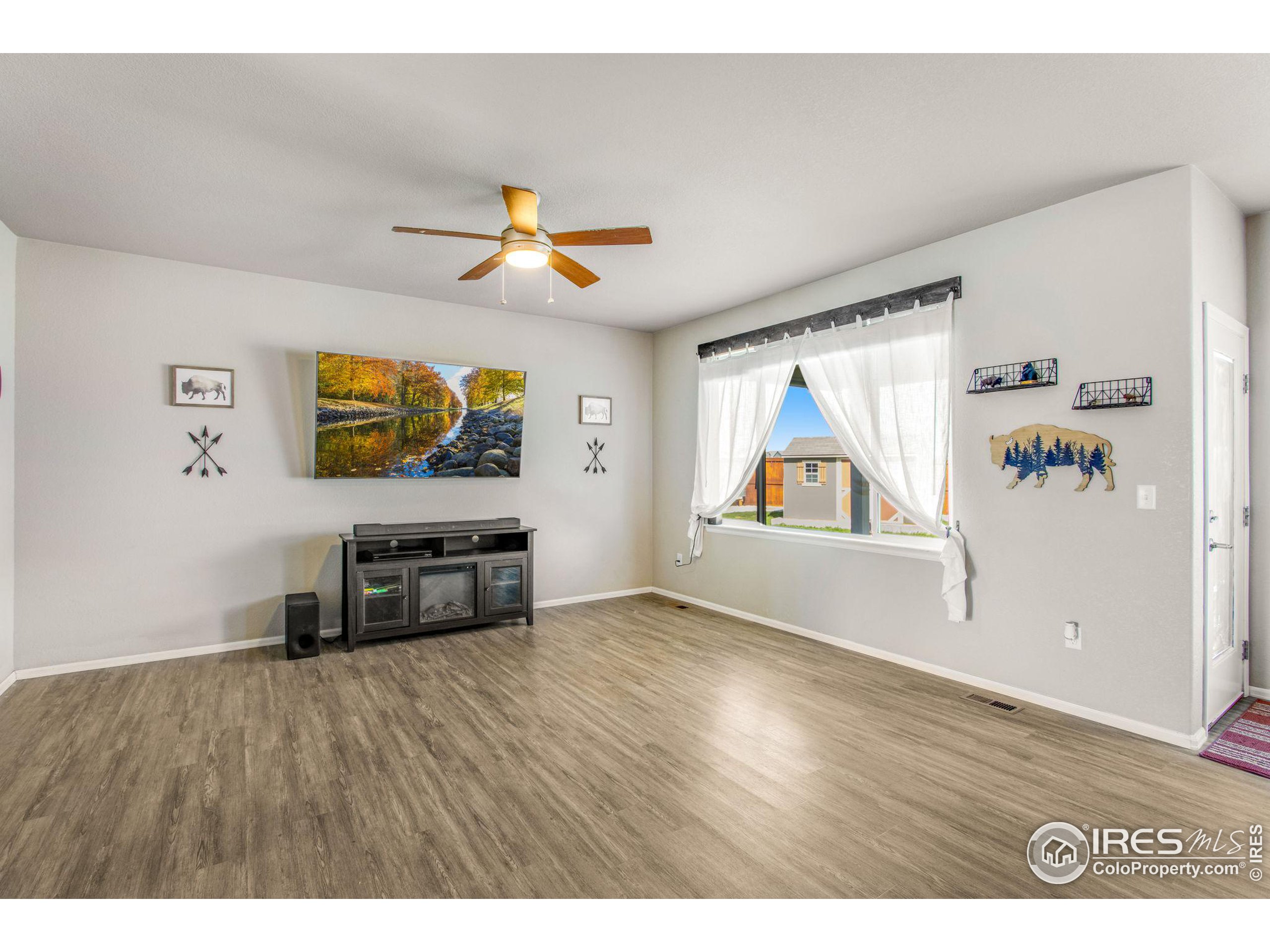 272 Castle Dr