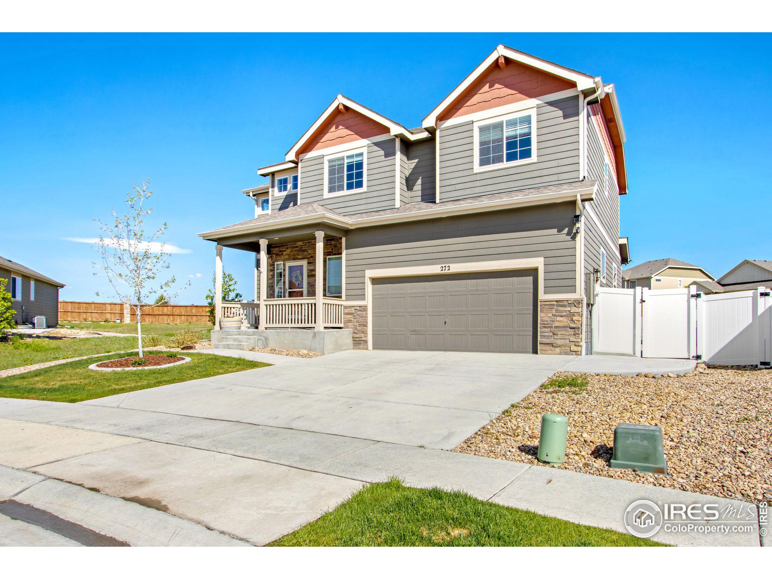 272 Castle Dr