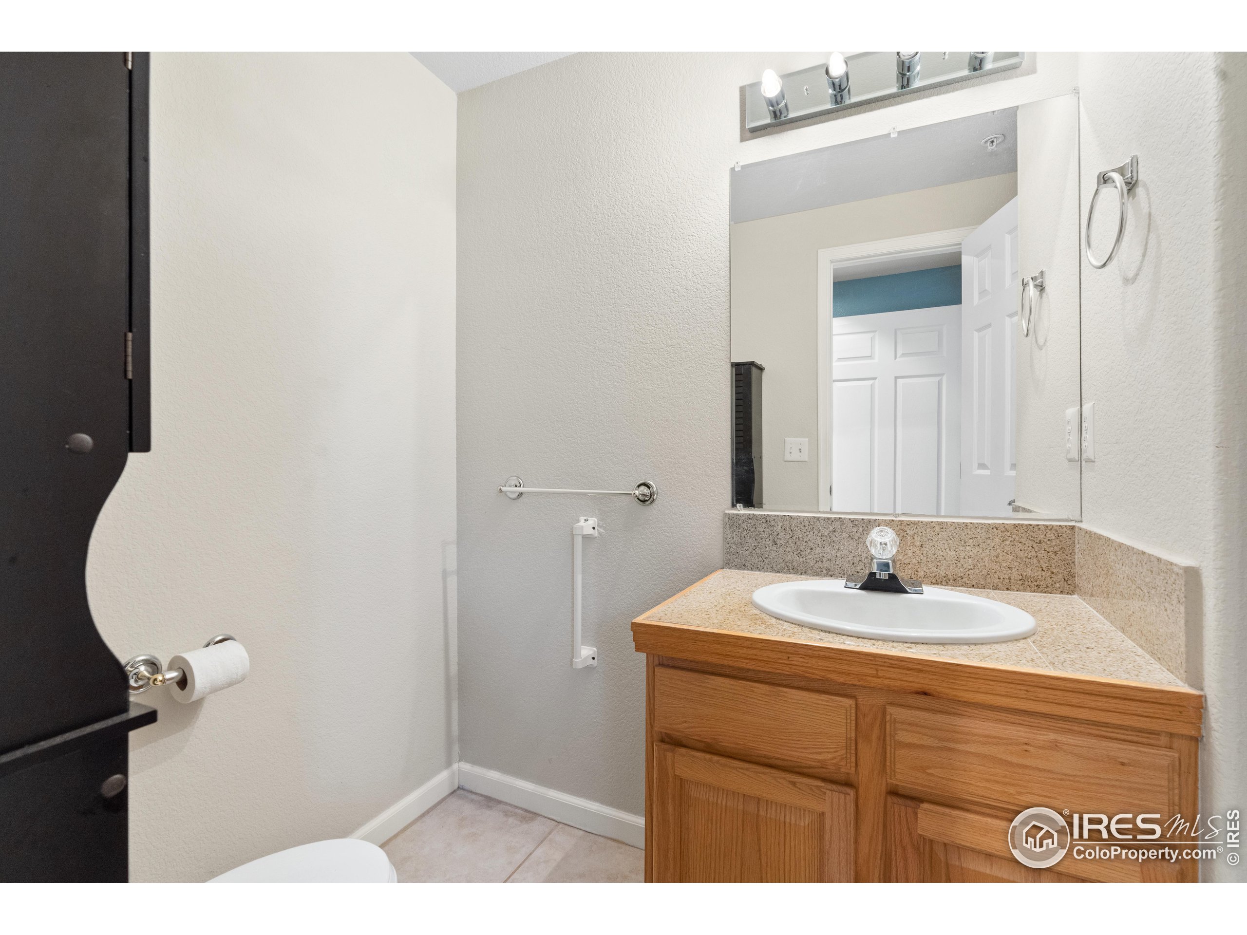 5425 County Rd 32 27