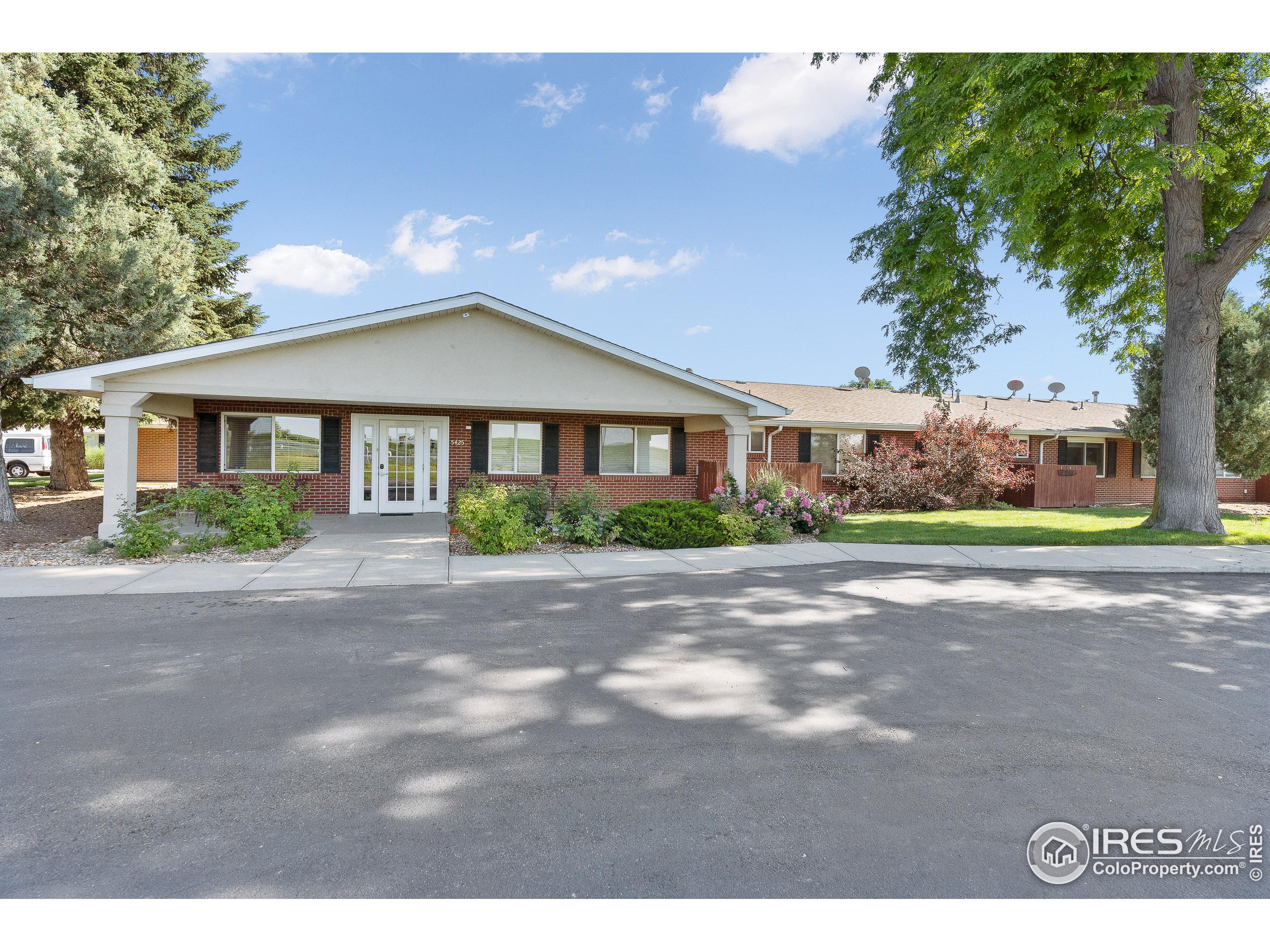 5425 County Rd 32 27