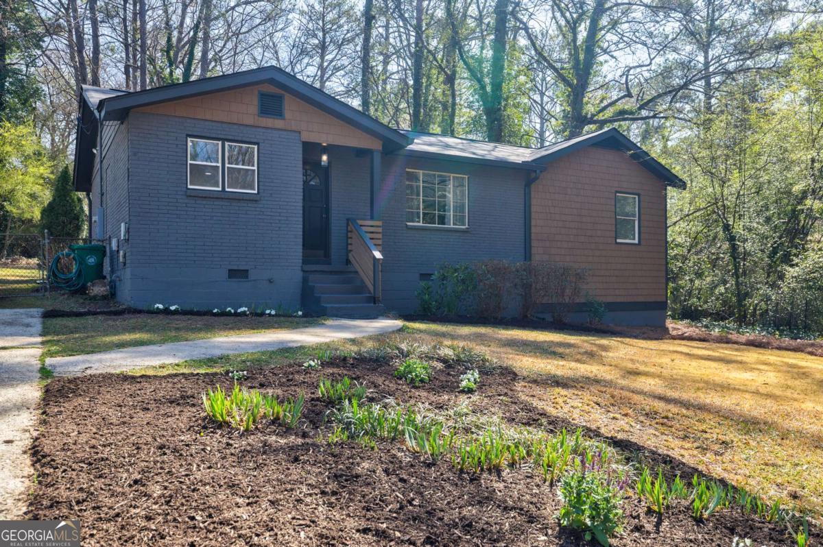 727 Cool Hollow Drive