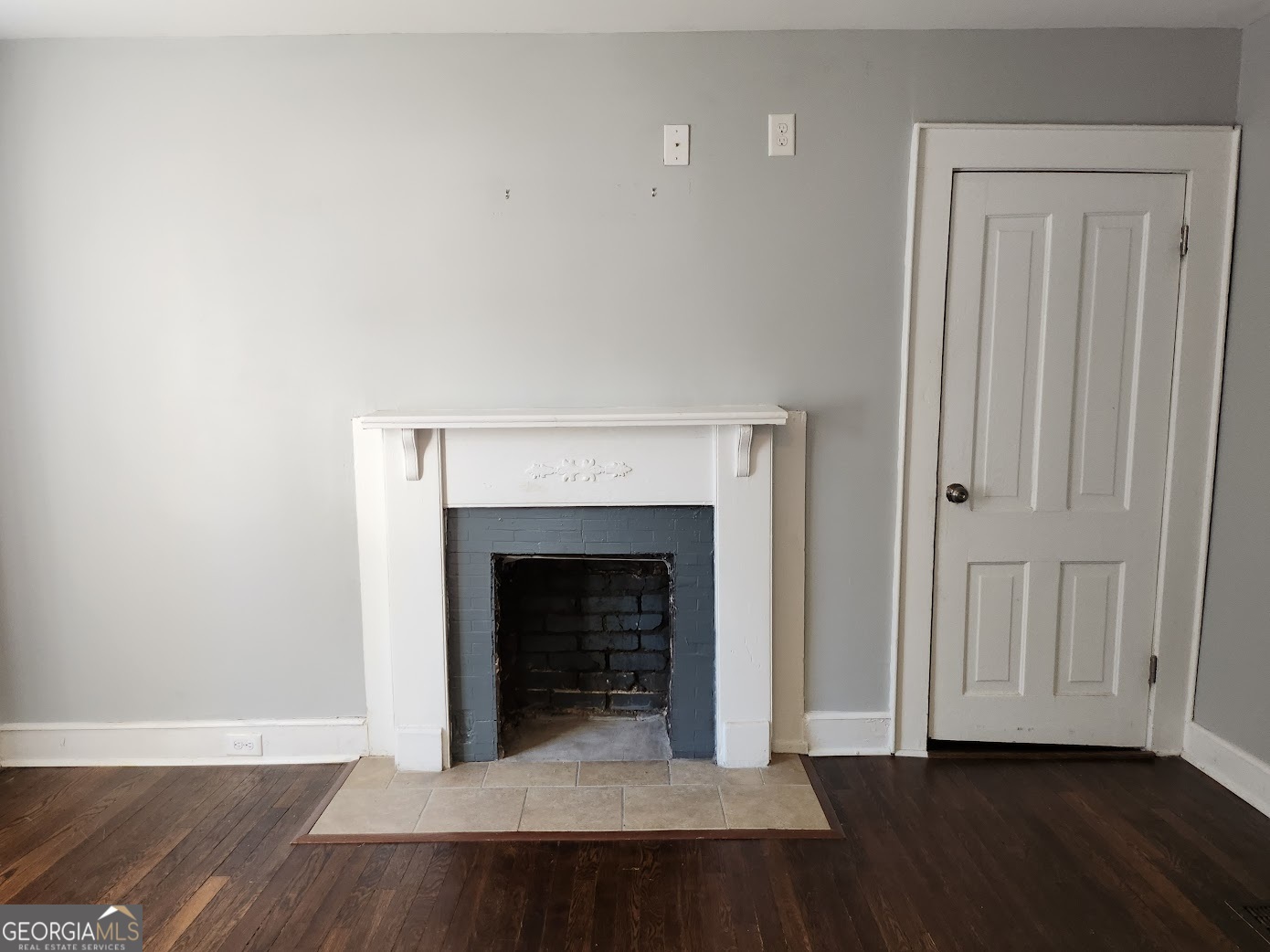 595 ROCKWELL Street SW