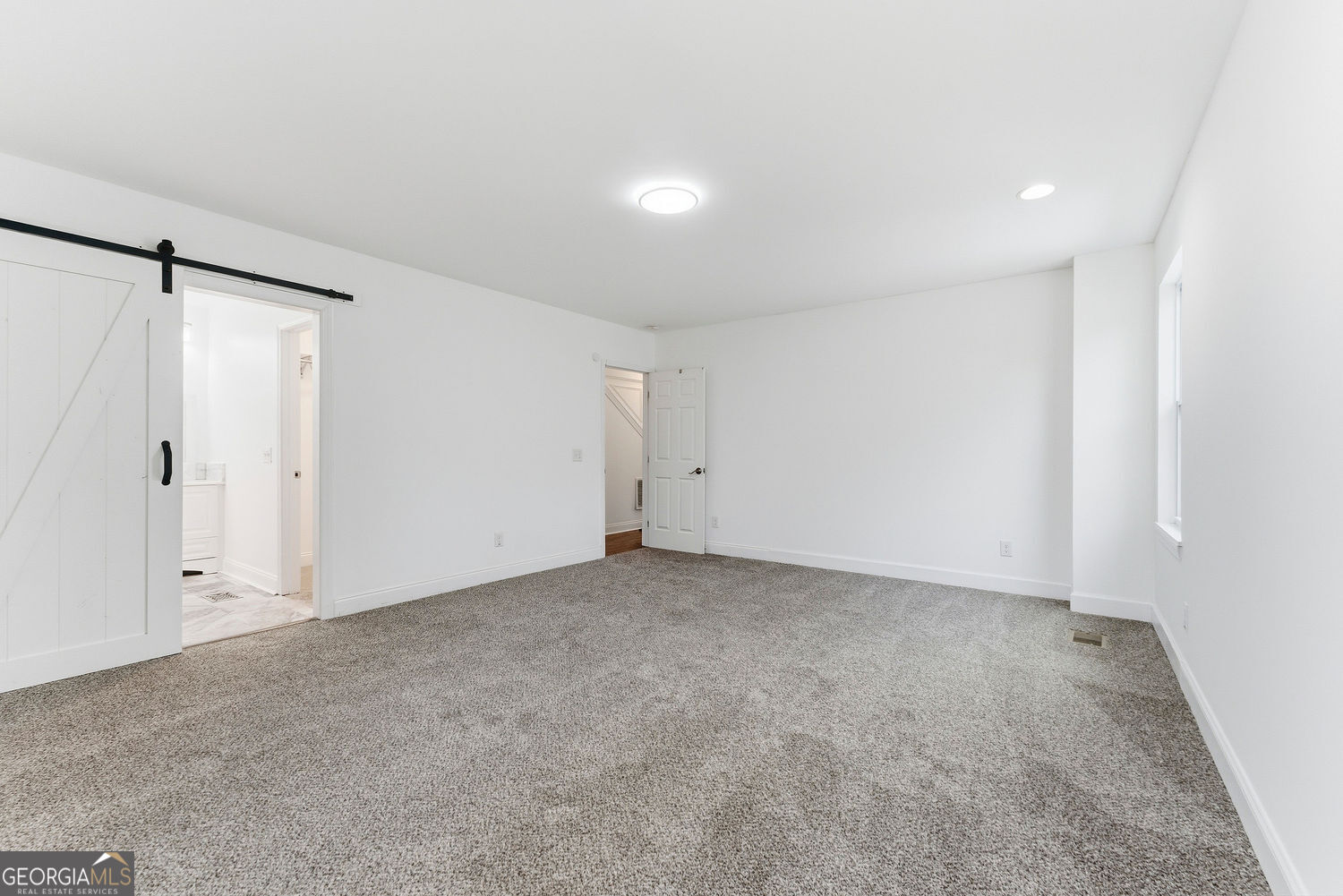 1779 N Olympian Way SW