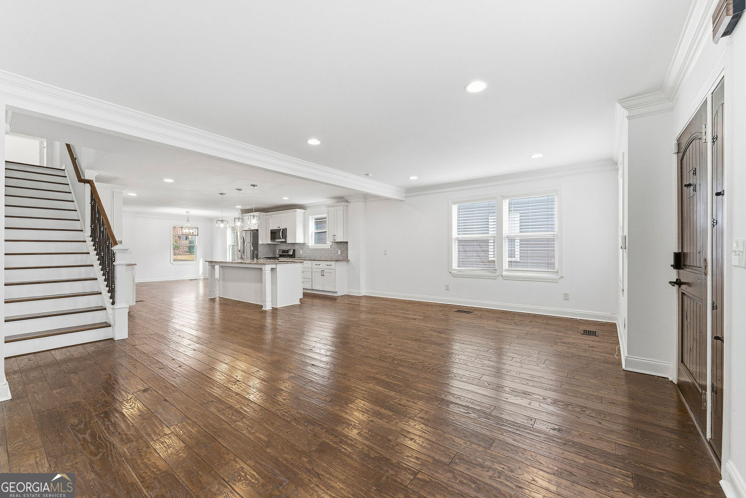 1779 N Olympian Way SW