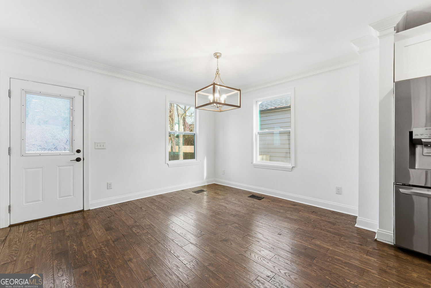 1779 N Olympian Way SW