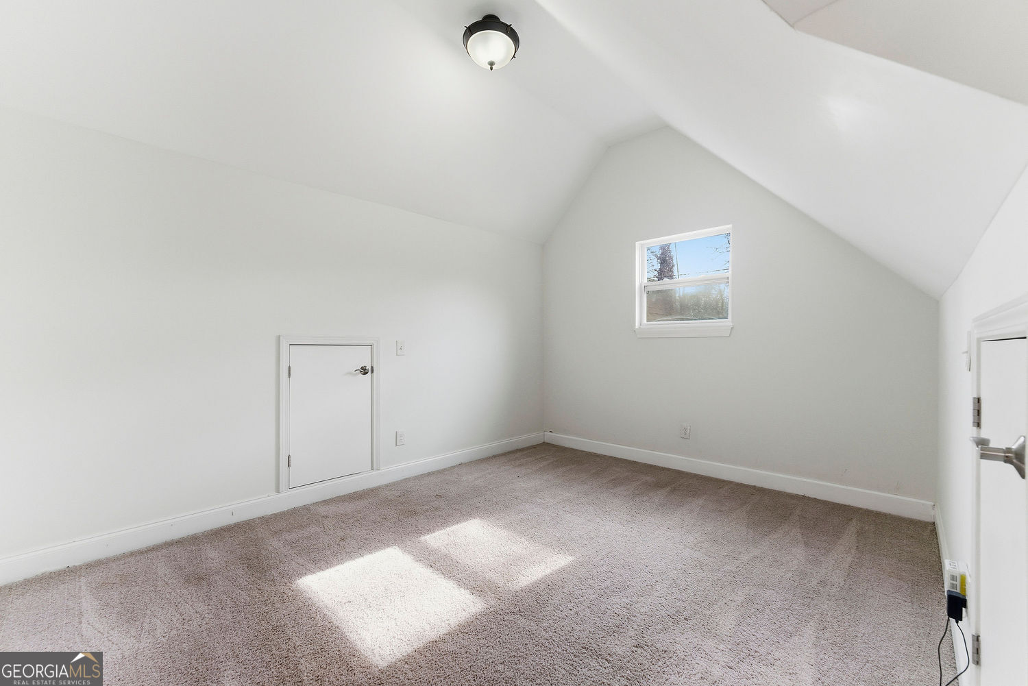 1779 N Olympian Way SW